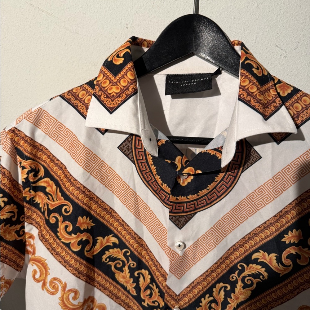 Elegant White and Orange Patterned Men's Shirt - Picture 4 of 4